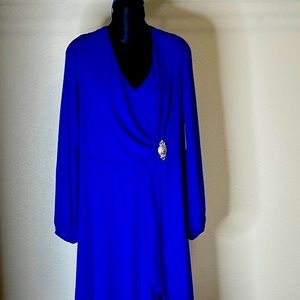 Marina Long Sleeve V-Neck Gown, Women’s size 14, Blue